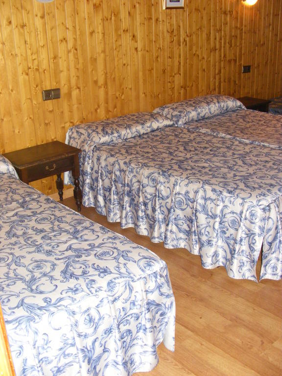 Hotel Europa Les Pokoj fotografie