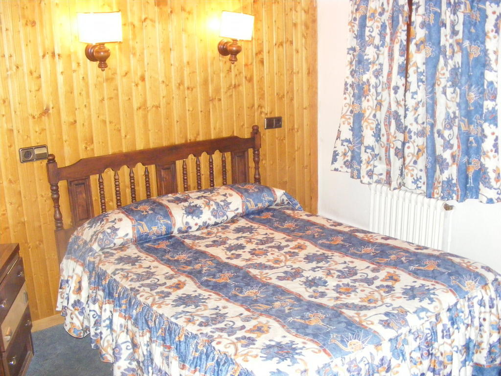 Hotel Europa Les Pokoj fotografie