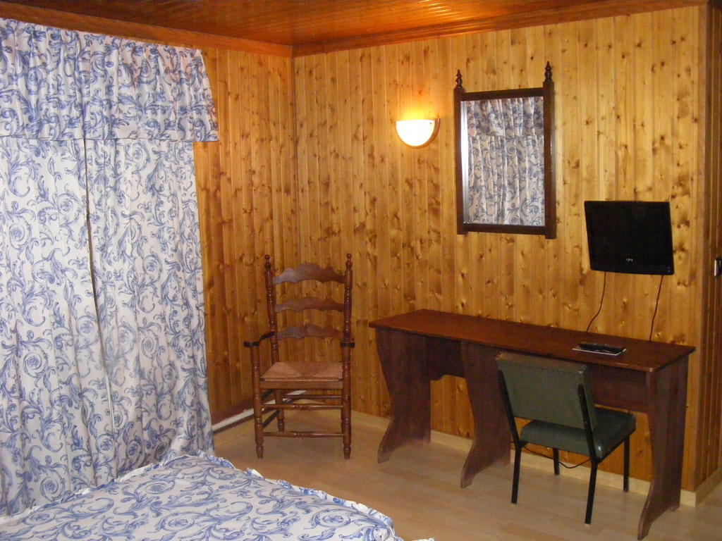 Hotel Europa Les Pokoj fotografie