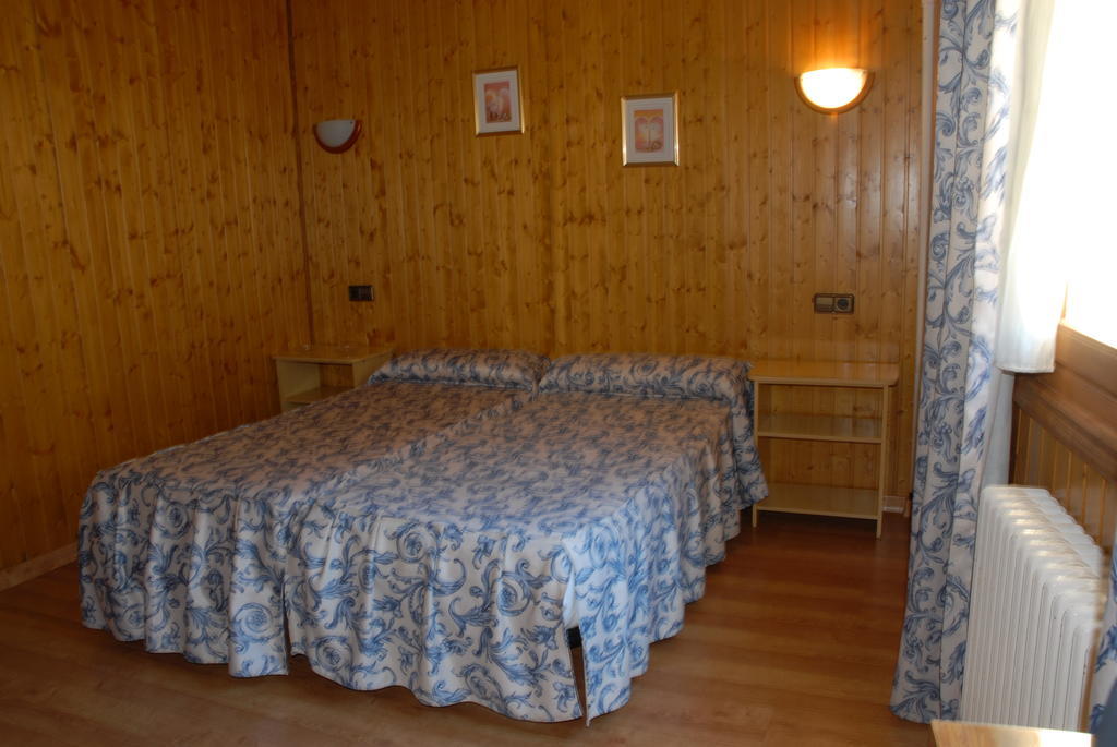 Hotel Europa Les Pokoj fotografie